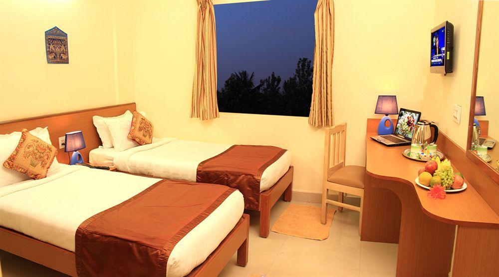 Arra Suites Kempegowda Airport Hotel Бангалор Экстерьер фото
