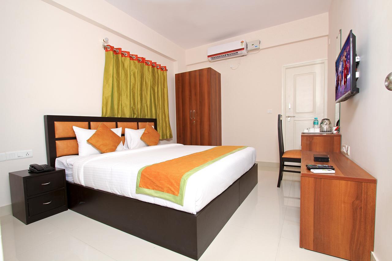 Arra Suites Kempegowda Airport Hotel Бангалор Экстерьер фото