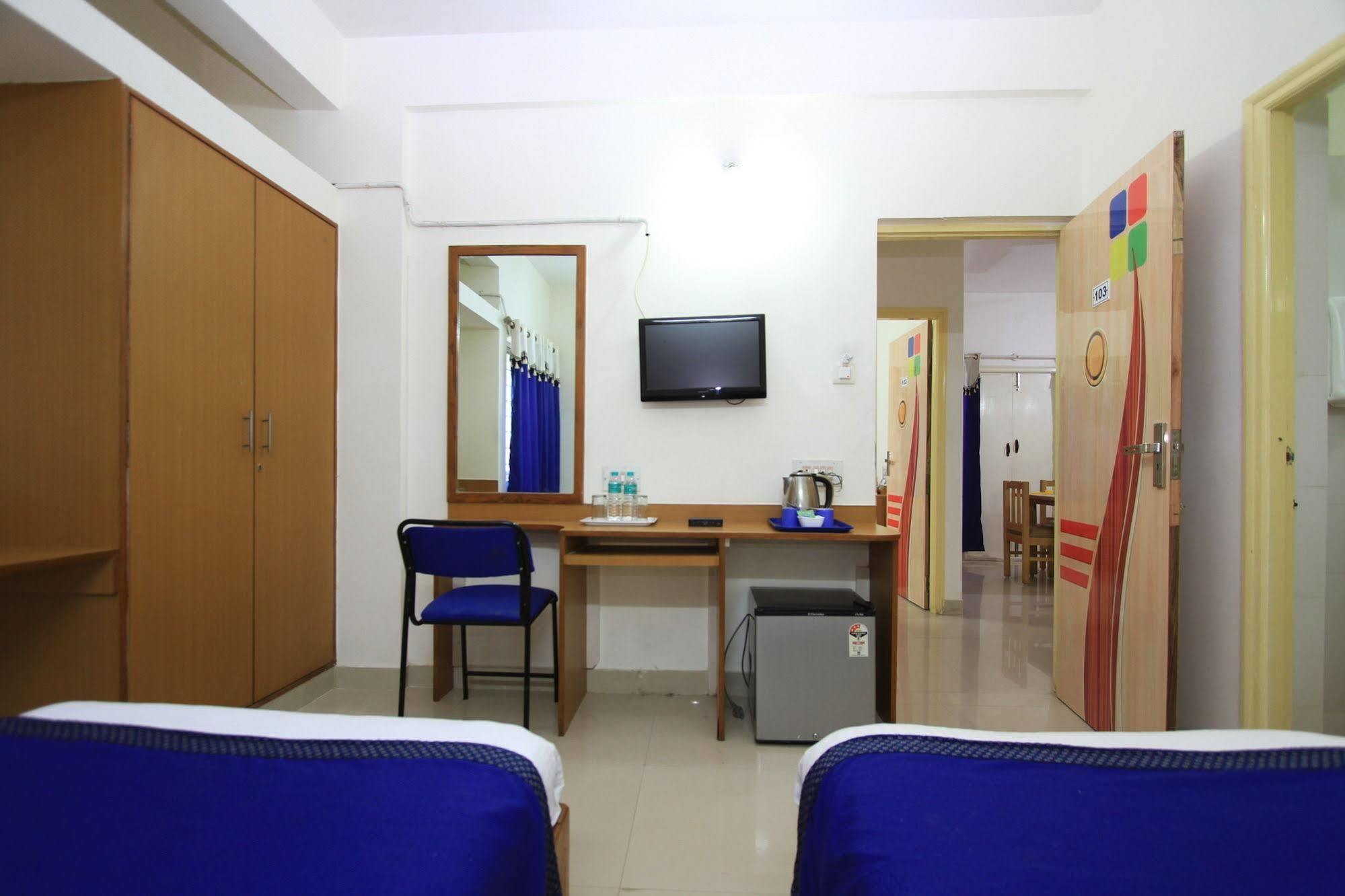 Arra Suites Kempegowda Airport Hotel Бангалор Экстерьер фото