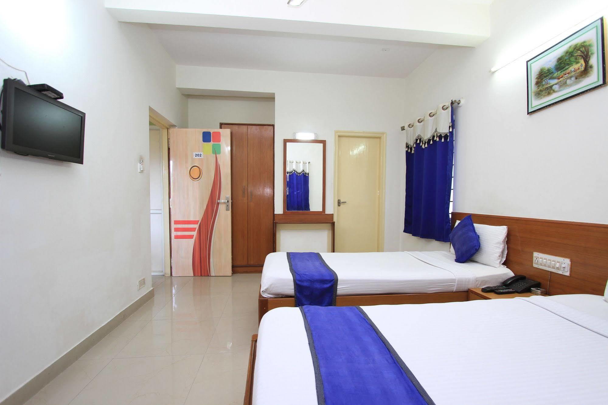 Arra Suites Kempegowda Airport Hotel Бангалор Экстерьер фото