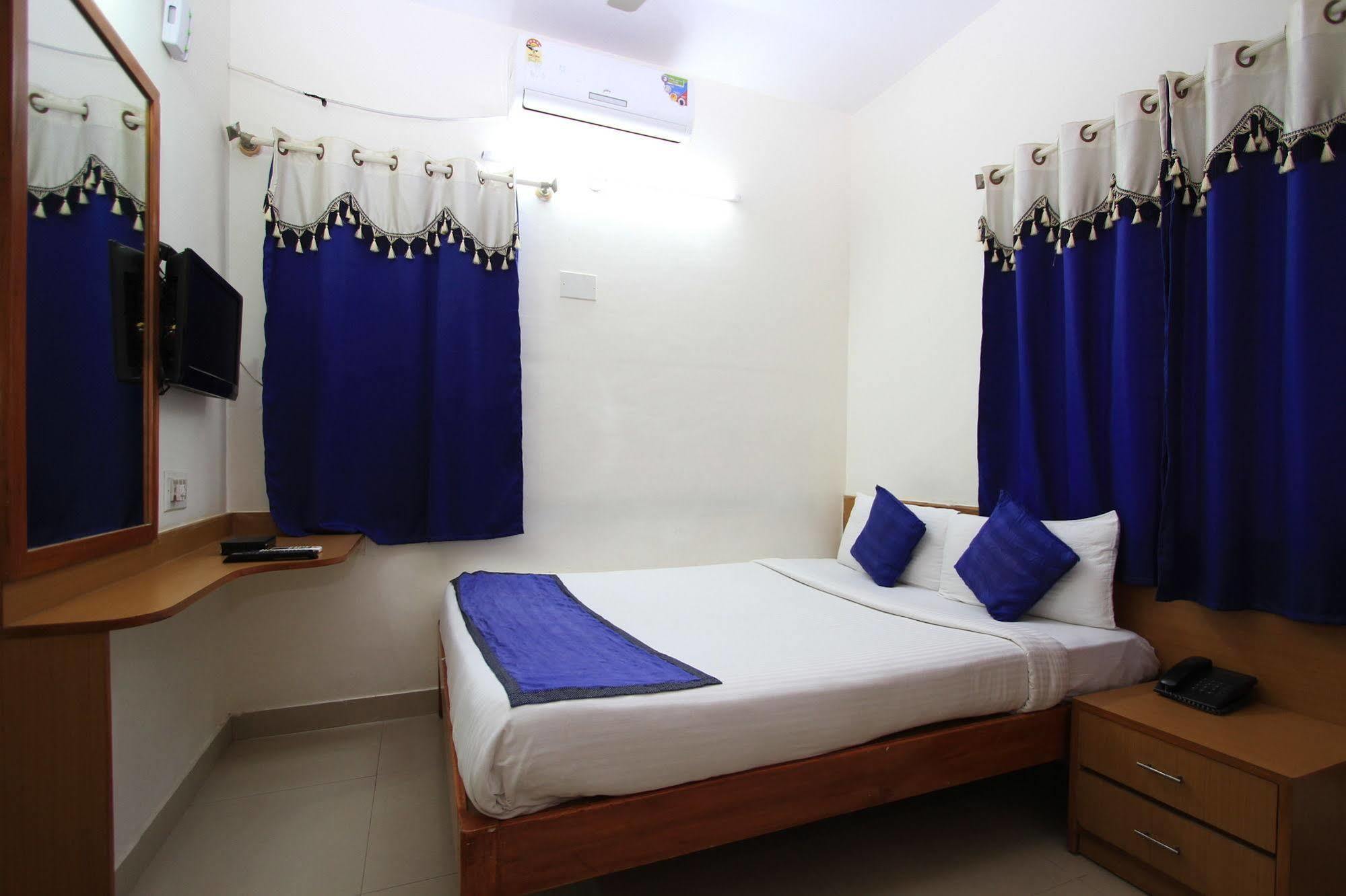 Arra Suites Kempegowda Airport Hotel Бангалор Экстерьер фото
