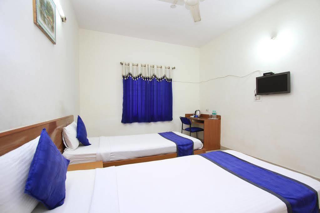 Arra Suites Kempegowda Airport Hotel Бангалор Экстерьер фото